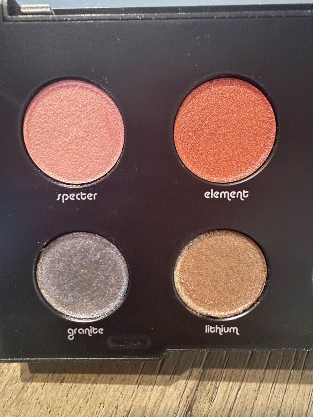 Urban Decay Moondust Shimmery Gunmetal Palette - Picture 7 of 7